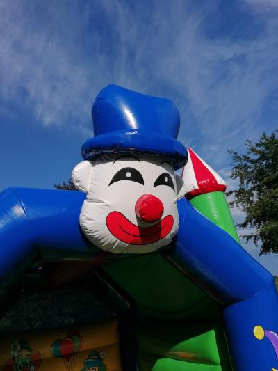 location chateaux gonflables : Château gonflable Clown (photo 3)