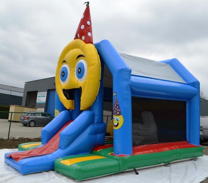 location chateaux gonflables : Château gonflable Smiley (photo 2)